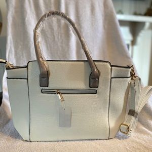 White tote